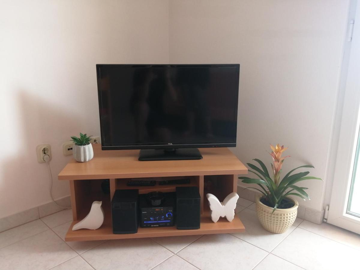 Apartments Borovina Бол Экстерьер фото